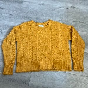 Old Navy Mustard Sweater size small